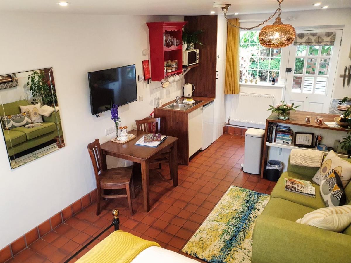 The Walnut, Meopham - A Private Retreat Rural Location Villa Eksteriør bilde