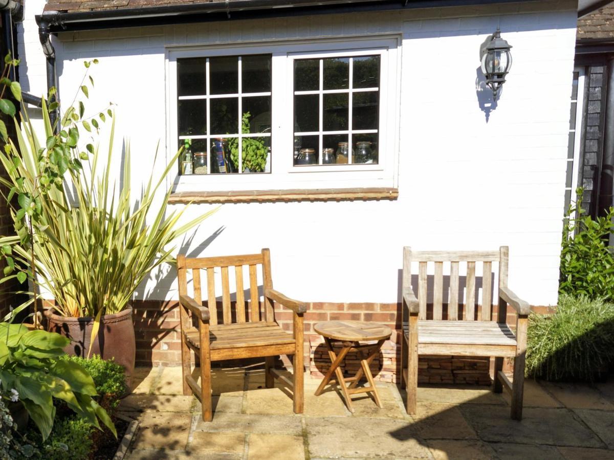 The Walnut, Meopham - A Private Retreat Rural Location Villa Eksteriør bilde